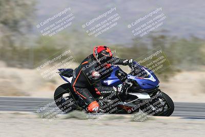 media/Dec-01-2025-Moto Forza (Mon) [[2daa91e15f]]/2-Intermediate Group/Session 3 (Turn 7 Inside Pans)/